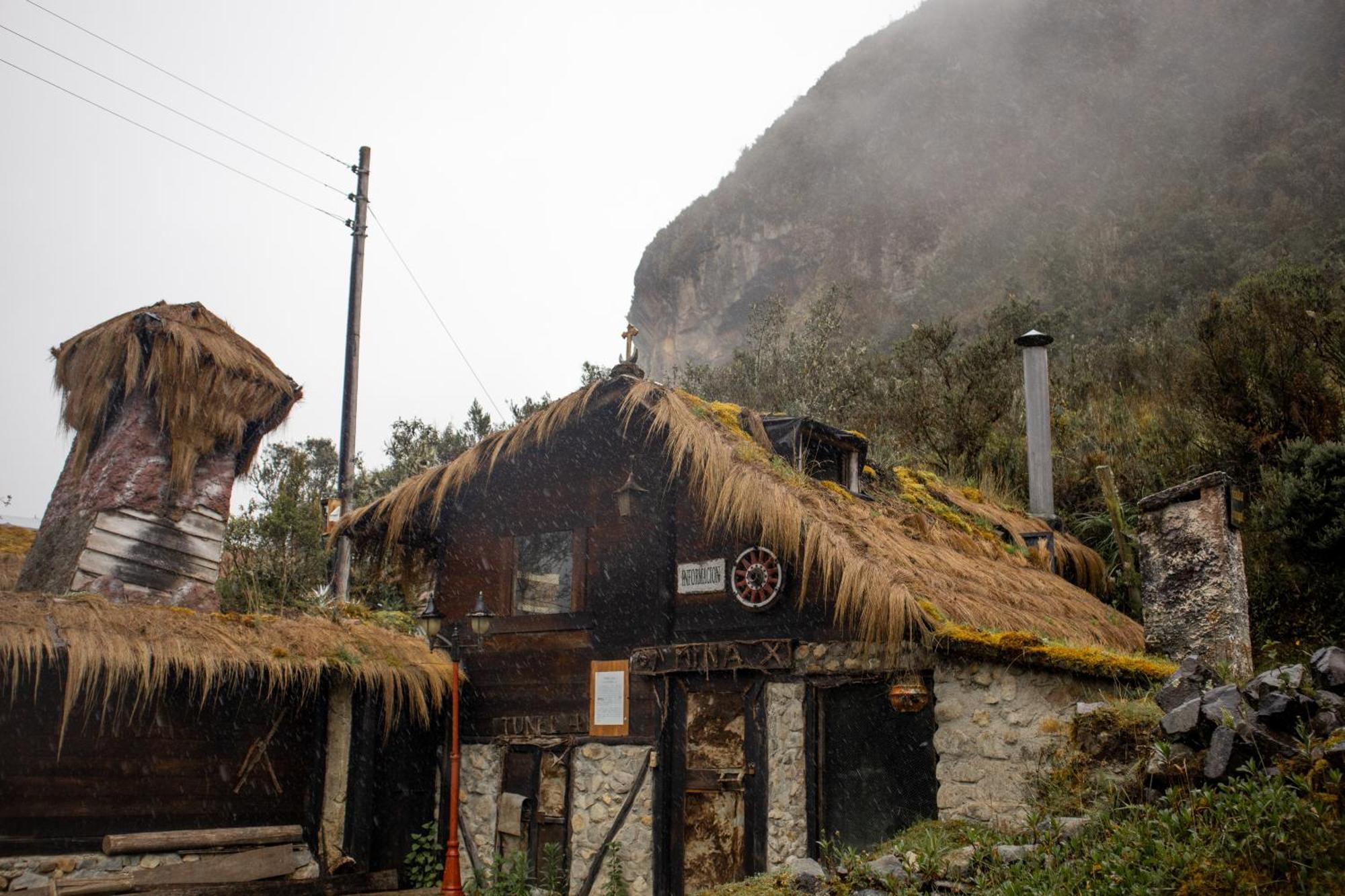 Hosteria Dos Chorreras Cuenca Exterior foto